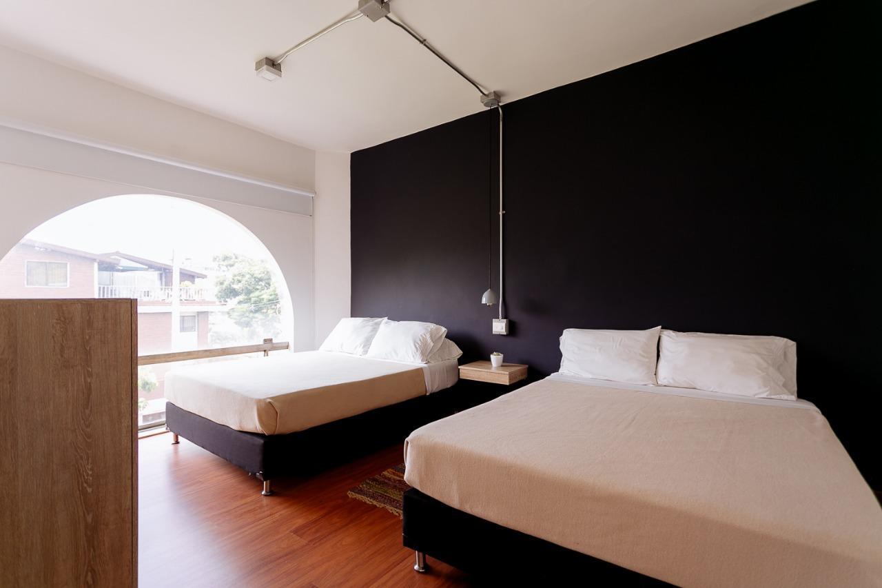 Two Br Apartment Lleras Medellín Dış mekan fotoğraf